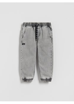 Reserved - Jeansy jogger - jasnoszary ze sklepu Reserved w kategorii Spodnie chłopięce - zdjęcie 188326802