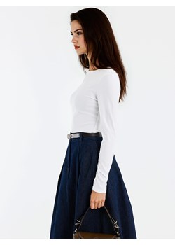 Mohito - Dopasowana biała bluzka - biały ze sklepu Mohito w kategorii Bluzki damskie - zdjęcie 188328263