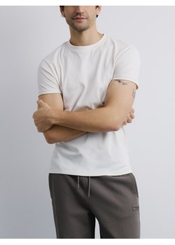 Reserved - T-shirt slim fit - złamana biel ze sklepu Reserved w kategorii T-shirty męskie - zdjęcie 188329073
