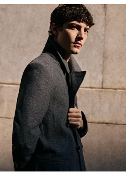 Reserved - Dwurzędowy płaszcz z dodatkiem wełny - szary ze sklepu Reserved w kategorii Płaszcze męskie - zdjęcie 188331234