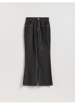 Reserved - Jeansy flare - szary ze sklepu Reserved w kategorii Jeansy damskie - zdjęcie 188334220