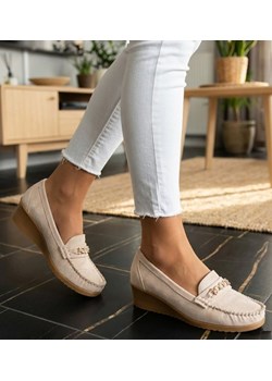 Beżowe czółenka oxfordy na koturnie /G9-3 14624 T427/ ze sklepu Pantofelek24.pl w kategorii Mokasyny damskie - zdjęcie 188334371