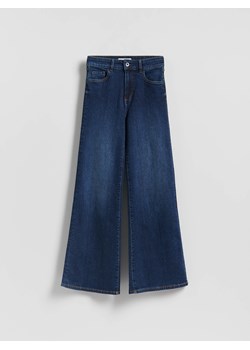 Reserved - Jeansy flare z wysokim stanem - granatowy ze sklepu Reserved w kategorii Jeansy damskie - zdjęcie 188338020
