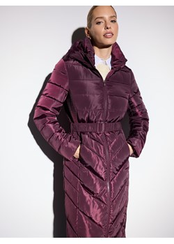 Mohito - Pikowany burgundowy płaszcz - mahoń ze sklepu Mohito w kategorii Płaszcze damskie - zdjęcie 188338161