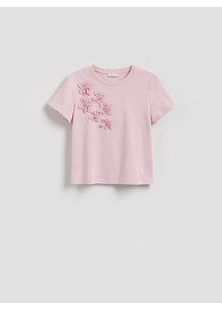 Reserved - T-shirt z kwiatową aplikacją - pastelowy róż ze sklepu Reserved w kategorii Bluzki damskie - zdjęcie 188338442