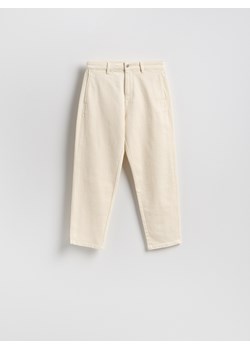 Reserved - Jeansy chino - kremowy ze sklepu Reserved w kategorii Jeansy damskie - zdjęcie 188338631