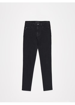 Mohito - Jeansy skinny push up - czarny ze sklepu Mohito w kategorii Jeansy damskie - zdjęcie 188347082