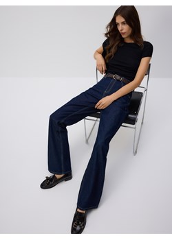 Reserved - Jeansy flare - granatowy ze sklepu Reserved w kategorii Jeansy damskie - zdjęcie 188347332