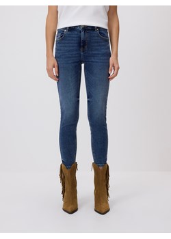 Reserved - Jeansy slim - niebieski ze sklepu Reserved w kategorii Jeansy damskie - zdjęcie 188349904