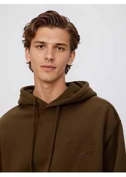 Reserved - Bluza z aplikacją na plecach - ciemnozielony ze sklepu Reserved w kategorii Bluzy męskie - zdjęcie 188350942