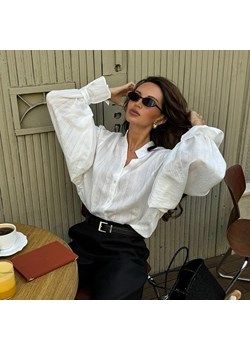 Damska koszula z bufiastymi rękawami - Biały S ze sklepu Intimica.pl w kategorii Koszule damskie - zdjęcie 188358020