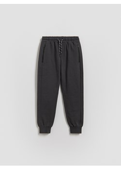Reserved - Bawełniane joggery - ciemnoszary ze sklepu Reserved w kategorii Spodnie chłopięce - zdjęcie 188360873