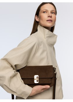 Reserved - Torebka na ramię z imitacji zamszu - ciemnobrązowy ze sklepu Reserved w kategorii Torebki damskie - zdjęcie 188373511