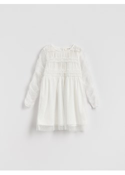 Reserved - Tiulowa sukienka z haftem - biały ze sklepu Reserved w kategorii Sukienki dziewczęce - zdjęcie 188375014