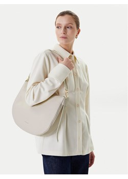 Torebka Coccinelle SHA Coccinelle C-Easy E1 SHA 13 02 01 Écru ze sklepu eobuwie.pl w kategorii Torebki damskie - zdjęcie 188376151