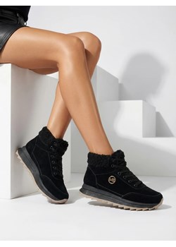 Royalfashion Buty sportowe damskie z ociepleniem w kolorze czarnym Cerrto ze sklepu royalfashion.pl w kategorii Buty sportowe damskie - zdjęcie 188377052