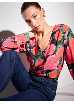 Mohito - Bluzka w kwiaty - czarny ze sklepu Mohito w kategorii Bluzki damskie - zdjęcie 188377152