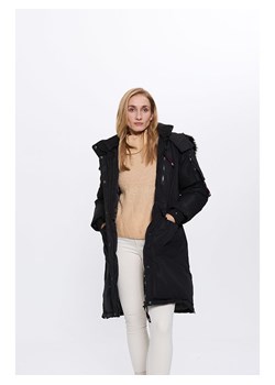 CANADA weather gear Płaszcz zimowy w kolorze czarnym ze sklepu Limango Polska w kategorii Kurtki damskie - zdjęcie 188380713