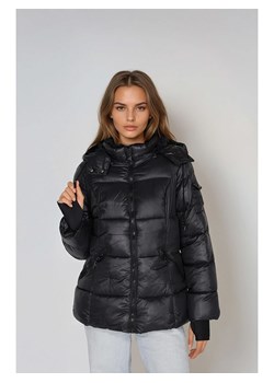Steve Madden Kurtka zimowa w kolorze czarnym ze sklepu Limango Polska w kategorii Kurtki damskie - zdjęcie 188381143