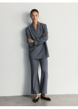 Reserved - Spodnie flare z kantem - ciemnoszary ze sklepu Reserved w kategorii Spodnie damskie - zdjęcie 188387963