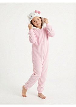 Sinsay - Polarowa piżama typu onesie z elementami 3D Hello Kitty - różowy ze sklepu Sinsay w kategorii Piżamy dziecięce - zdjęcie 188389382