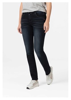 Timezone Dżinsy "Tahila" - Slim fit - w kolorze granatowym ze sklepu Limango Polska w kategorii Jeansy damskie - zdjęcie 188389780