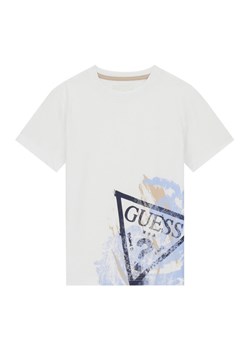 Guess T-Shirt L6RI14 K8HM4 Biały Regular Fit ze sklepu MODIVO w kategorii T-shirty chłopięce - zdjęcie 188401510
