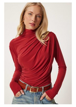 Happiness Istanbul Bluzka w kolorze czerwonym ze sklepu Limango Polska w kategorii Bluzki damskie - zdjęcie 188403030