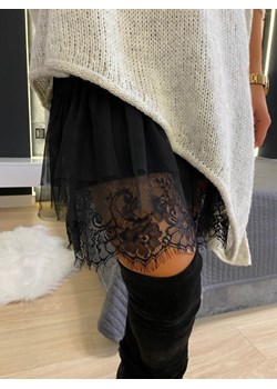 Czarna Halka z Koronką i Tiulem ze sklepu ModnaKiecka.pl w kategorii Podkoszulki i halki - zdjęcie 188408521