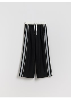 Reserved - Spodnie z koronkowymi lampasami - czarny ze sklepu Reserved w kategorii Spodnie dziewczęce - zdjęcie 188413544