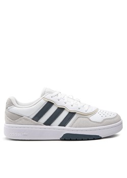 adidas Sneakersy Courtic GX4366 Biały ze sklepu MODIVO w kategorii Buty sportowe męskie - zdjęcie 188418750