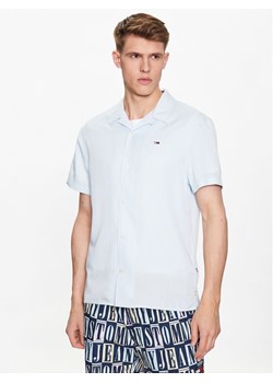 Tommy Jeans Koszula DM0DM15936 Błękitny Classic Fit ze sklepu MODIVO w kategorii Koszule męskie - zdjęcie 188418751