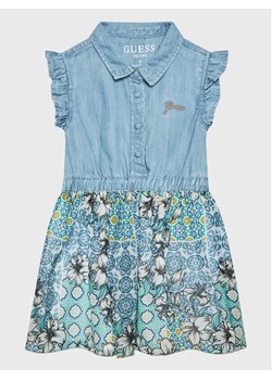 Guess Sukienka codzienna K3GK22 D3X30 Niebieski Regular Fit ze sklepu MODIVO w kategorii Sukienki dziewczęce - zdjęcie 188418781