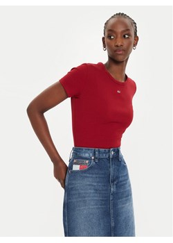Tommy Jeans T-Shirt Essential DW0DW17383 Czerwony Slim Fit ze sklepu MODIVO w kategorii Bluzki damskie - zdjęcie 188418980
