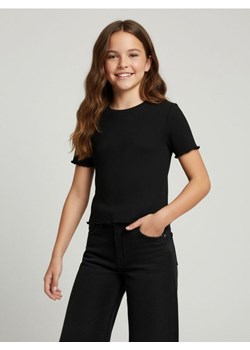 Sinsay - Prążkowana koszulka z ozdobnymi falbankami - czarny ze sklepu Sinsay w kategorii Bluzki dziewczęce - zdjęcie 188426040