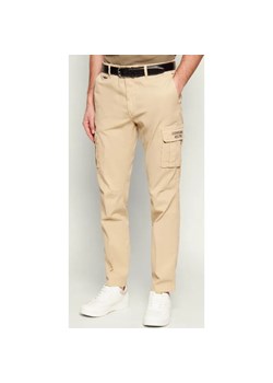 Aeronautica Militare Spodnie cargo | Slim Fit ze sklepu Gomez Fashion Store w kategorii Spodnie męskie - zdjęcie 188427603