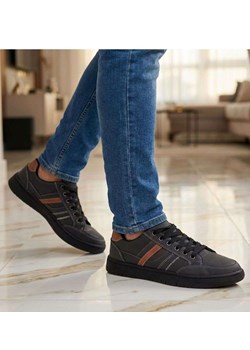 Czarne sznurowane męskie trampki /E9-2 14852 T399/ ze sklepu Pantofelek24.pl w kategorii Trampki męskie - zdjęcie 188431723