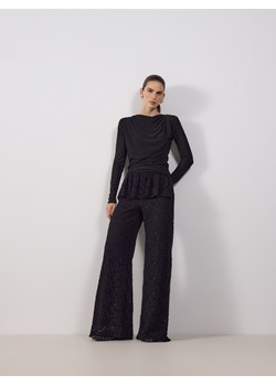 Reserved - Koronkowe spodnie z baskinką - czarny ze sklepu Reserved w kategorii Spodnie damskie - zdjęcie 188436072