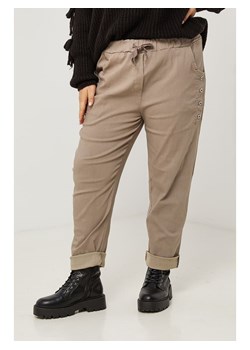 Curvy Lady Spodnie w kolorze beżowym ze sklepu Limango Polska w kategorii Spodnie damskie - zdjęcie 188437612