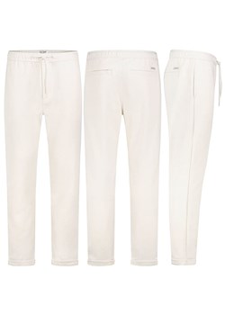 Eight2Nine Spodnie chino w kolorze białym ze sklepu Limango Polska w kategorii Spodnie męskie - zdjęcie 188442070