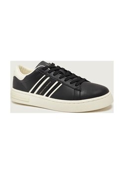 Armani Exchange Sneakersy ze sklepu Gomez Fashion Store w kategorii Buty sportowe męskie - zdjęcie 188443684