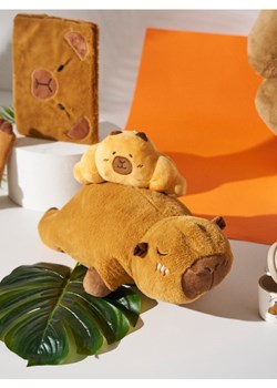 Sinsay - Pluszowa kapibara z kocem - brązowy ze sklepu Sinsay w kategorii Dekoracje bożonarodzeniowe - zdjęcie 188445793