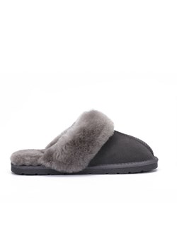 Gooce Wełniane kapcie "Emeline" w kolorze szarym ze sklepu Limango Polska w kategorii Kapcie damskie - zdjęcie 188447342