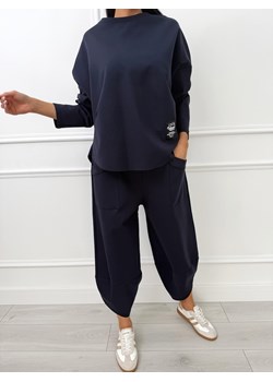 Granatowy Dresowy Komplet o Luźnym Kroju ze sklepu ModnaKiecka.pl w kategorii Komplety i garnitury damskie - zdjęcie 188459212