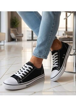 Czarne trampki z niską cholewką /C6-1 13757 T199/ ze sklepu Pantofelek24.pl w kategorii Trampki męskie - zdjęcie 188459633