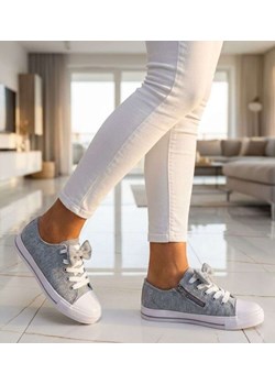 Szare dziewczęce trampki z kokardą /B4-2 16783 T184/ ze sklepu Pantofelek24.pl w kategorii Trampki dziecięce - zdjęcie 188459761