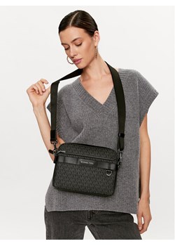 Michael Kors Saszetka Hudson 33F3LHDC5B Czarny ze sklepu MODIVO w kategorii Saszetki - zdjęcie 188472073