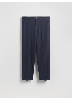 Reserved - Spodnie garniturowe z wiskozą - granatowy ze sklepu Reserved w kategorii Spodnie męskie - zdjęcie 188472654
