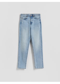 Reserved - Jeansy mom fit z dłuższą nogawką - niebieski ze sklepu Reserved w kategorii Spodnie dziewczęce - zdjęcie 188472761