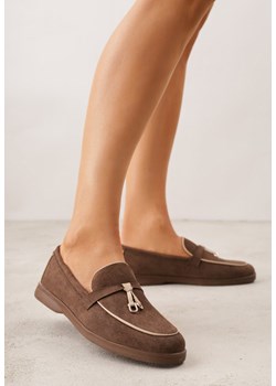 Brązowe Mokasyny z Imitacji Zamszu z Zawieszką na Nosku Theophitos ze sklepu renee.pl w kategorii Mokasyny damskie - zdjęcie 188472943
